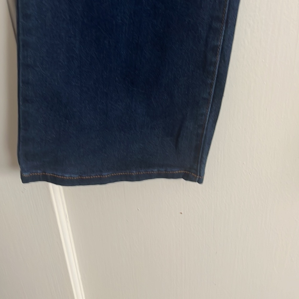 🌟 NEVER WORN! PROSPERITY FLARED JEANS | SIZE 30 | STYLISH AND VERSATILE! 🌟 - Picture 3 of 4